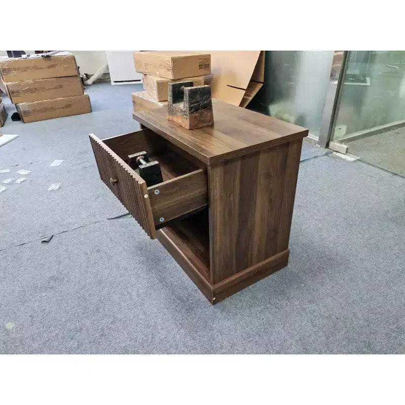 Fluted Nightstand with drawer, Light Wood Bedside Table with Open Shelf, Space Saving Side Table with Curved Edge Base for Living Room Bedroom